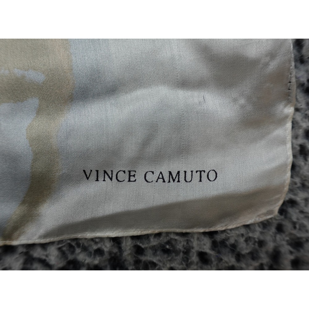 Vince Camuto Scarf Womens OS Champagne Floral Silk Rectangular Lightweight - Picture 2 of 7